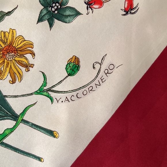 Gucci Silk Scarf - Picture 4 of 11